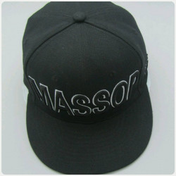 CASQUETTE NOIR MASSOP